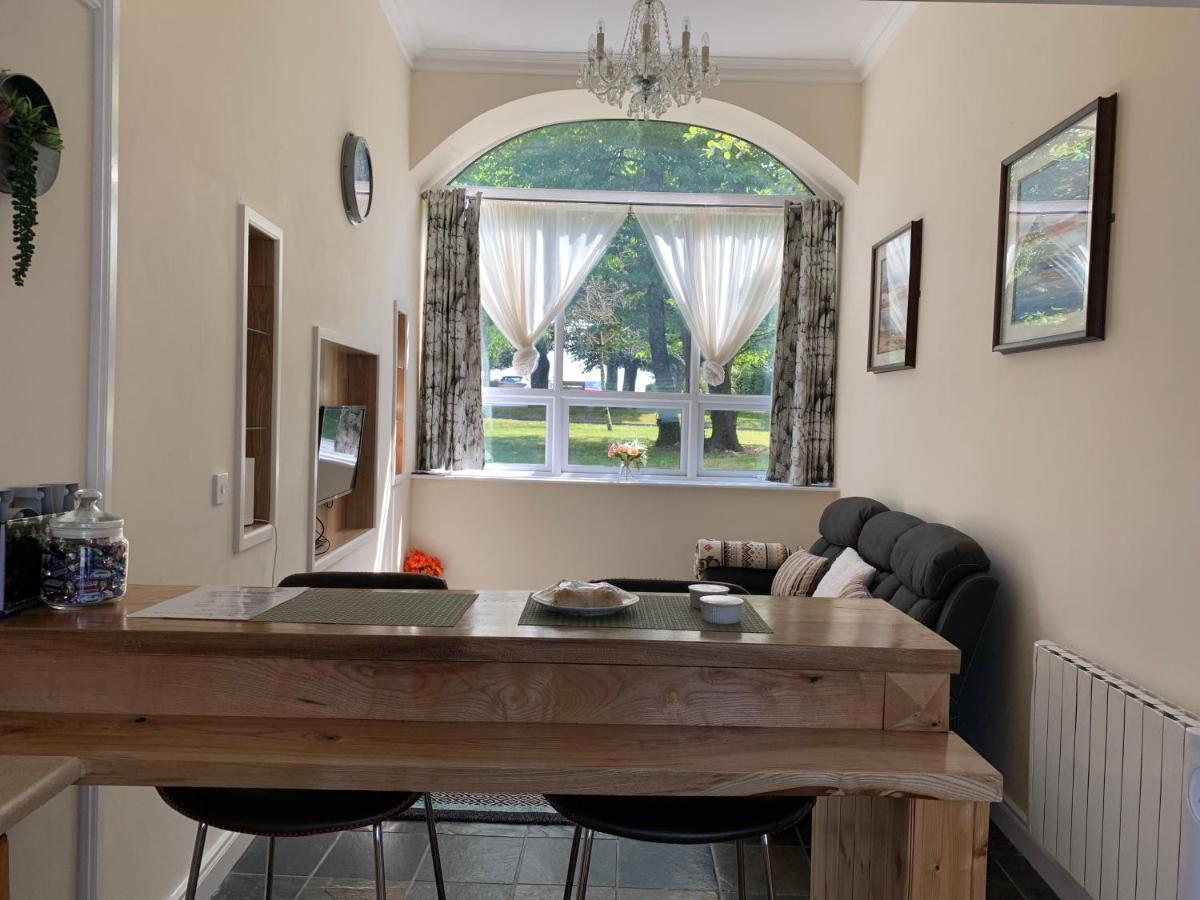 Cut Limestone Apartment Riverside Lodge Carlow Bagian luar foto